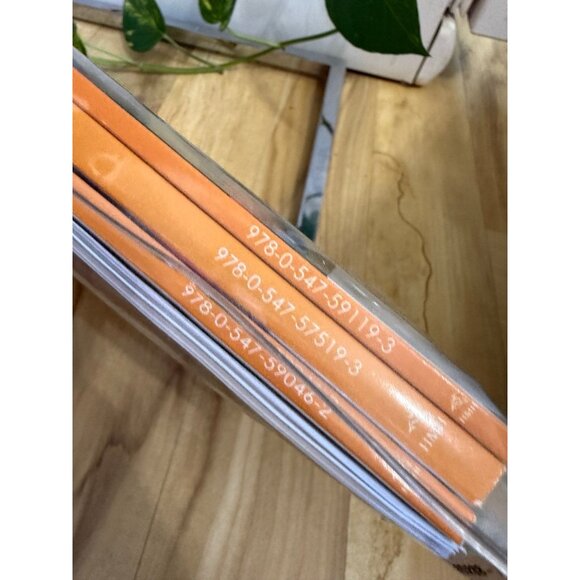 On Core Mathematics Grade 2 Teacher Edition – Houghton Mifflin Harcourt - Picture 8 of 8